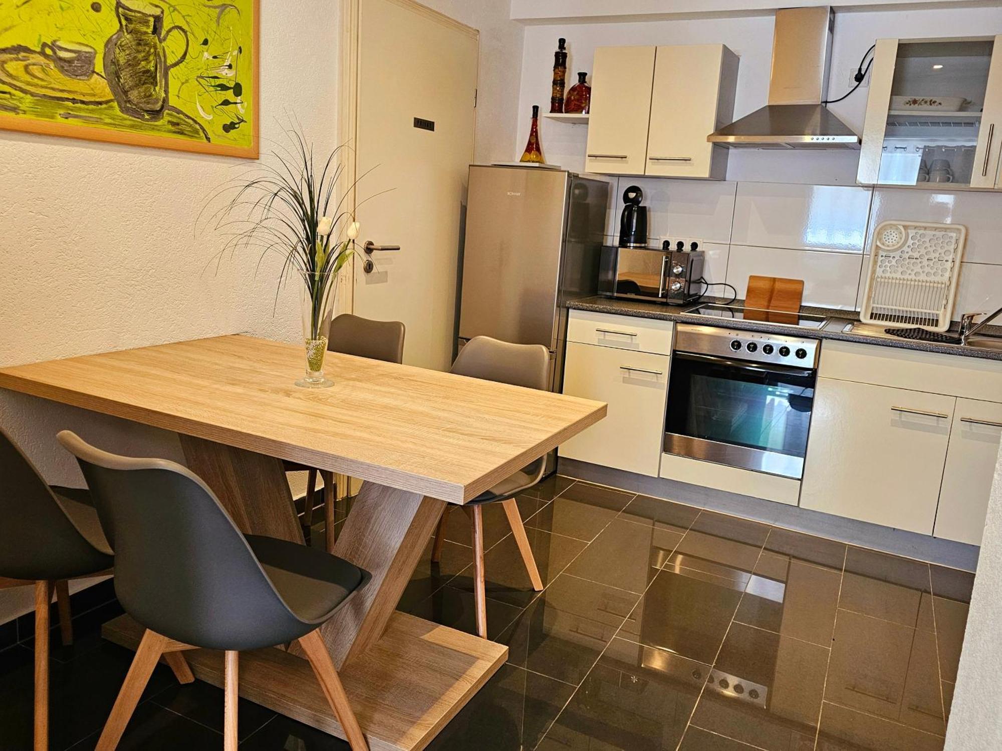 Gaesteappartement Viktoria Sinsheim Exterior photo